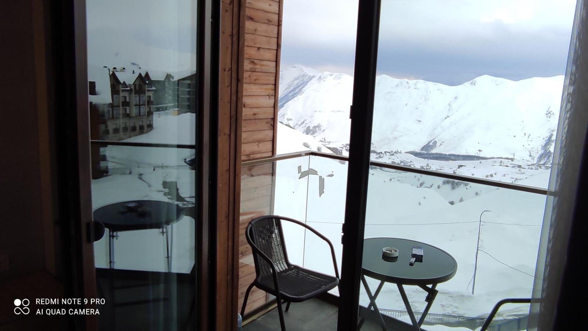 Neu Gudauri Loft2 С Видом На Горы Quarto foto